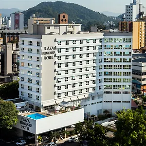 plaza-blumenau.santa-catarina-brasil.com/
